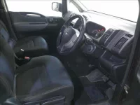 Nissan SERENA лот № 4301 оценка 3.5  с аукциона в Японии 3