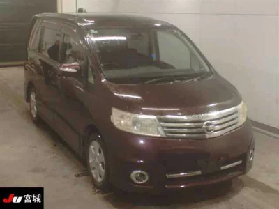 Nissan SERENA  с аукциона в Японии