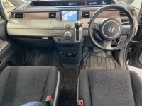 Honda STEP WAGON лот № 2810 оценка 3.5  с аукциона в Японии 4