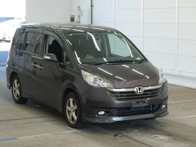Honda STEP WAGON  с аукциона в Японии