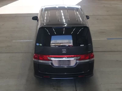 Honda STEP WAGON  с аукциона в Японии