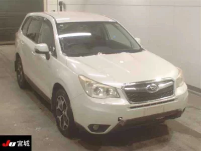 Subaru FORESTER  с аукциона в Японии