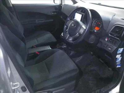 Subaru TREZIA  с аукциона в Японии