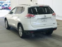 Nissan X-TRAIL лот № 5597 оценка 3.5  с аукциона в Японии 1