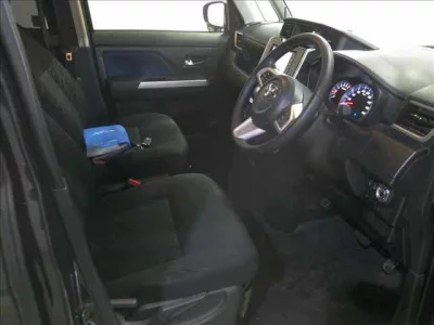 Toyota TANK  с аукциона в Японии