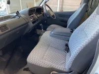 Toyota REGIUS ACE VAN лот № 5598 оценка 3.5  с аукциона в Японии 4