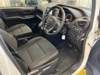 Toyota NOAH лот № 5603 оценка 3.5  с аукциона в Японии 3