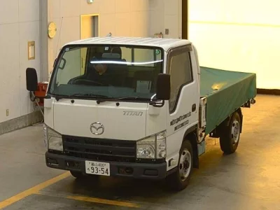 Mazda TITAN  с аукциона в Японии