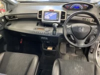 Honda FREED лот № 2850 оценка 3.5  с аукциона в Японии 4
