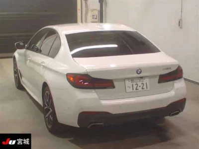 BMW 5-Series  с аукциона в Японии