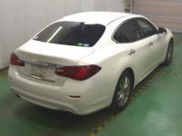 Nissan FUGA лот № 3590 оценка 3.5  с аукциона в Японии 6