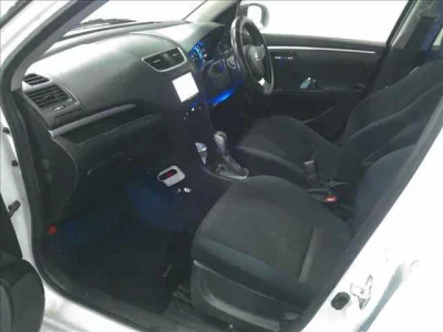 Suzuki SWIFT  с аукциона в Японии