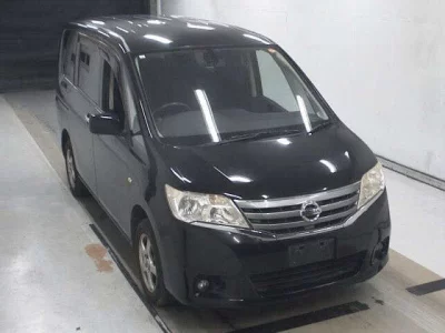 Nissan SERENA  с аукциона в Японии
