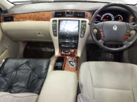 Toyota CROWN лот № 1016 оценка 3  с аукциона в Японии 2