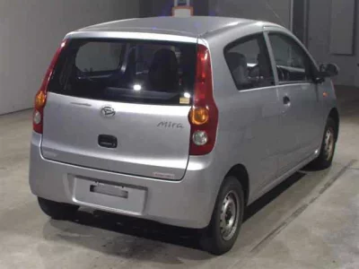 Daihatsu MIRA  с аукциона в Японии