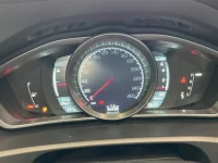 Volvo V40 лот № 5636 оценка 3  с аукциона в Японии 5