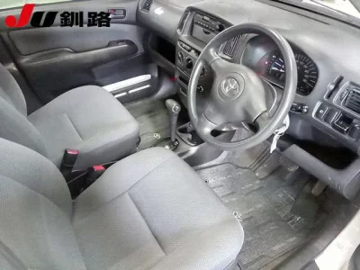 Toyota SUCCEED  с аукциона в Японии