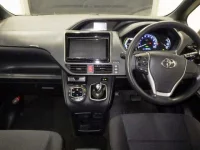 Toyota NOAH лот № 5649 оценка R  с аукциона в Японии 2