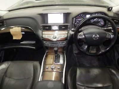 Nissan FUGA  с аукциона в Японии