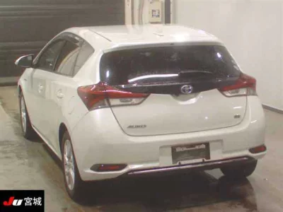 Toyota AURIS  с аукциона в Японии