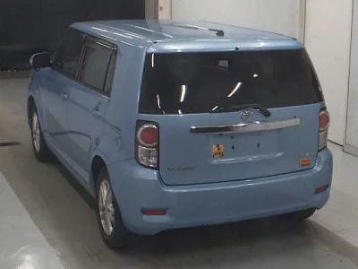 Toyota COROLLA RUMION  с аукциона в Японии