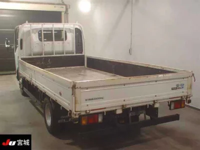 Isuzu ELF  с аукциона в Японии