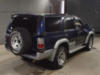 Toyota HILUX SURF лот № 6588 оценка 3  с аукциона в Японии 4