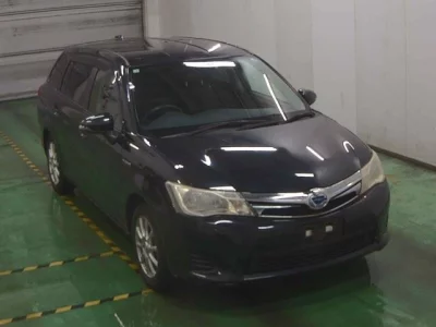 Toyota COROLLA FIELDER  с аукциона в Японии