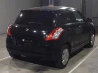 Suzuki SWIFT лот № 5044 оценка R  с аукциона в Японии 1