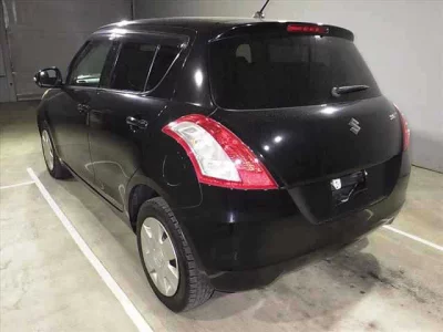 Suzuki SWIFT  с аукциона в Японии