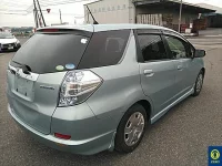 Honda FIT SHUTTLE лот № 17 оценка 3.5  с аукциона в Японии 3