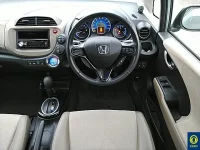 Honda FIT SHUTTLE лот № 17 оценка 3.5  с аукциона в Японии 4