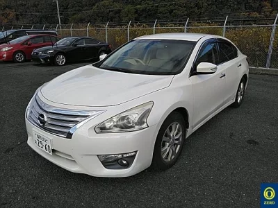 Nissan TEANA  с аукциона в Японии