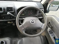 Mazda BONGO лот № 415 оценка 3  с аукциона в Японии 4