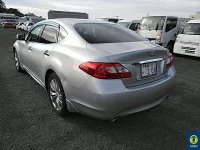 Nissan FUGA лот № 1 оценка 3  с аукциона в Японии 2