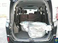 Toyota VOXY лот № 13 оценка R  с аукциона в Японии 8