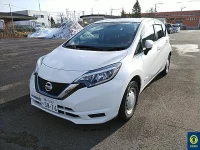 Nissan NOTE лот № 1 оценка 4  с аукциона в Японии 1
