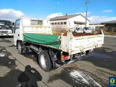 Isuzu ELF  с аукциона в Японии