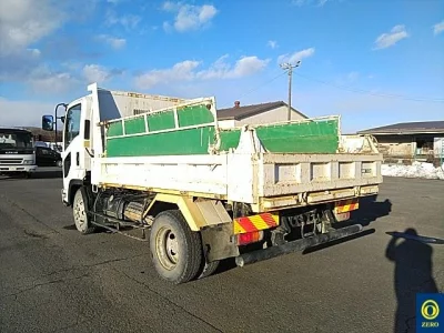 Isuzu FORWARD  с аукциона в Японии