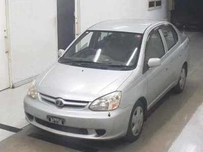 Toyota PLATZ