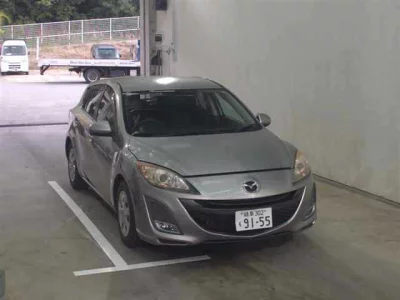 Mazda AXELA  с аукциона в Японии