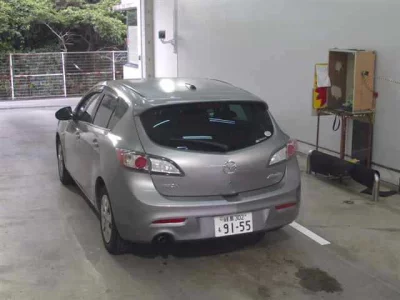 Mazda AXELA  с аукциона в Японии