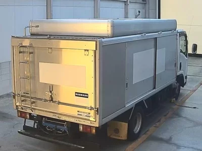 Mazda TITAN  с аукциона в Японии