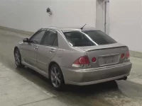 Toyota ALTEZZA лот № 10147 оценка R  с аукциона в Японии 1