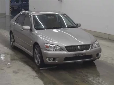 Toyota ALTEZZA  с аукциона в Японии