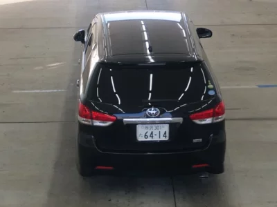 Toyota WISH  с аукциона в Японии