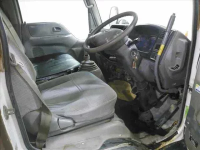 Mazda TITAN  с аукциона в Японии