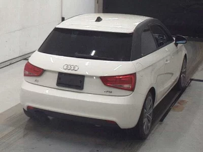 Audi A1  с аукциона в Японии