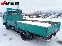 Toyota DYNA лот № 9402 оценка 3  с аукциона в Японии 1