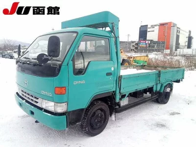 Toyota DYNA  с аукциона в Японии